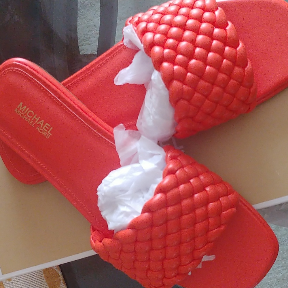 Never Worn Orange MICHAEL Michael Kors Sandals/Slides